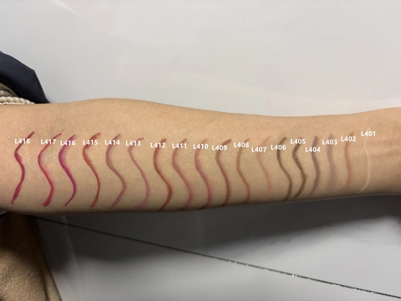 6pcs Velvet Matte Lip Liner Pencils Set Long-Lasting Non-Drying Perfect for Lining Filling Lips Versatile for All Skin Typ BEAUTY ABAYA BOUTIQUE